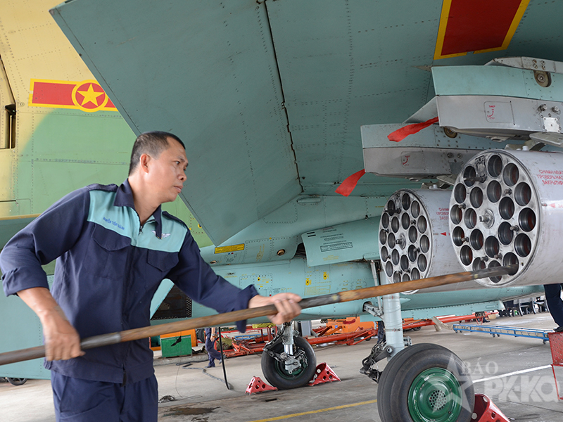Vững v&agrave;ng ph&iacute;a sau mỗi chuyến bay