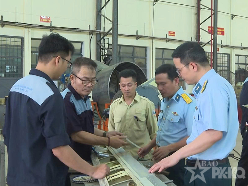 Gương s&aacute;ng trong Phong tr&agrave;o &ldquo;Lao động giỏi, lao động s&aacute;ng tạo&rdquo;