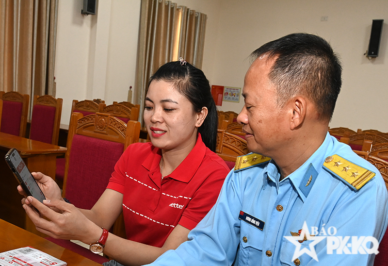Cục Ch&iacute;nh trị Ph&ograve;ng kh&ocirc;ng-Kh&ocirc;ng qu&acirc;n phối hợp với Viettel H&agrave; Nội tổ chức hội thảo giới thiệu v&agrave; triển khai nền tảng Viettel Tammi