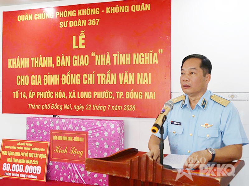 Qu&acirc;n chủng Ph&ograve;ng kh&ocirc;ng - Kh&ocirc;ng qu&acirc;n kh&aacute;nh th&agrave;nh, b&agrave;n giao &ldquo;Nh&agrave; t&igrave;nh nghĩa&rdquo; tặng gia đ&igrave;nh Thiếu t&aacute; Trần Văn Nai