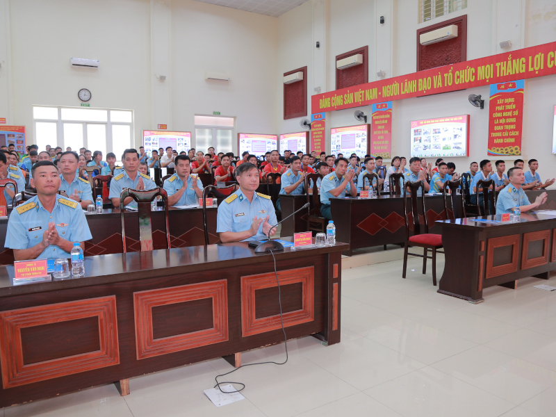Lữ đo&agrave;n Th&ocirc;ng tin 26 khai mạc Hội thao thể dục thể thao năm 2026