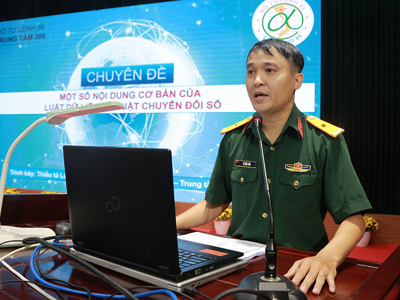 Qu&acirc;n chủng Ph&ograve;ng kh&ocirc;ng-Kh&ocirc;ng qu&acirc;n tập huấn cải c&aacute;ch h&agrave;nh ch&iacute;nh, chuyển đổi số, triển khai Phong tr&agrave;o &ldquo;B&igrave;nh d&acirc;n học vụ số&rdquo; năm 2026