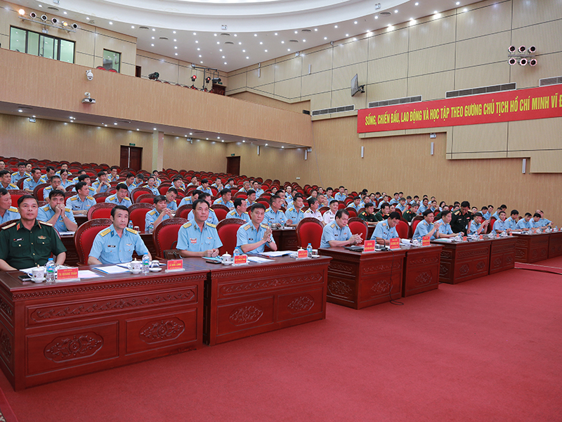 Đảng ủy, Bộ Tư lệnh Qu&acirc;n chủng Ph&ograve;ng kh&ocirc;ng-Kh&ocirc;ng qu&acirc;n tổ chức Hội nghị qu&acirc;n ch&iacute;nh 6 th&aacute;ng đầu năm 2026