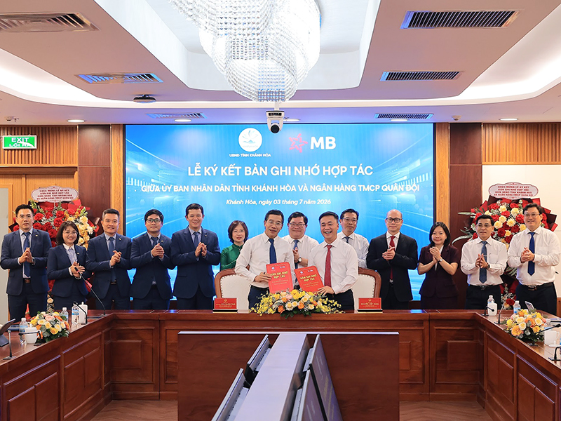 MB k&yacute; kết hợp t&aacute;c với Kh&aacute;nh H&ograve;a, đồng h&agrave;nh th&uacute;c đẩy chuyển đổi số địa phương