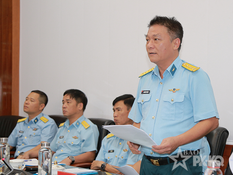 Qu&acirc;n chủng Ph&ograve;ng kh&ocirc;ng-Kh&ocirc;ng qu&acirc;n v&agrave; Tổng c&ocirc;ng ty Quản l&yacute; bay Việt Nam tăng cường phối hợp, hiệp đồng bảo đảm hoạt động bay