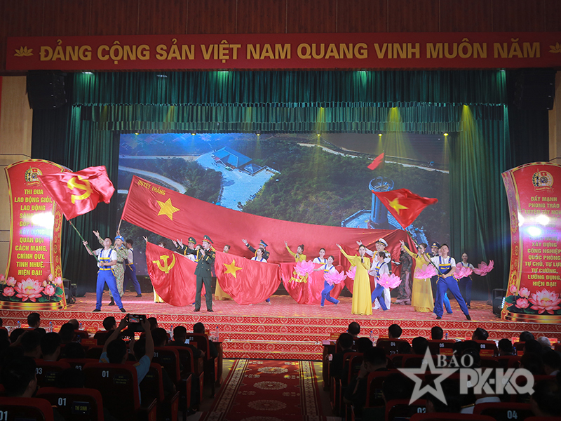 Qu&acirc;n chủng Ph&ograve;ng kh&ocirc;ng-Kh&ocirc;ng qu&acirc;n đạt giải nhất to&agrave;n đo&agrave;n v&agrave; 4 &ldquo;b&agrave;n tay v&agrave;ng&rdquo; tại Hội thi thợ giỏi ng&agrave;nh cơ kh&iacute; to&agrave;n qu&acirc;n lần thứ VI năm 2026