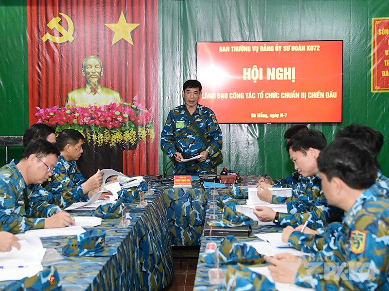 Qu&acirc;n chủng Ph&ograve;ng kh&ocirc;ng-Kh&ocirc;ng qu&acirc;n tổ chức Diễn tập Chỉ huy - Tham mưu 1 b&ecirc;n, 2 cấp tr&ecirc;n bản đồ, c&oacute; một phần thực binh cho c&aacute;c đơn vị khu vực Miền Trung