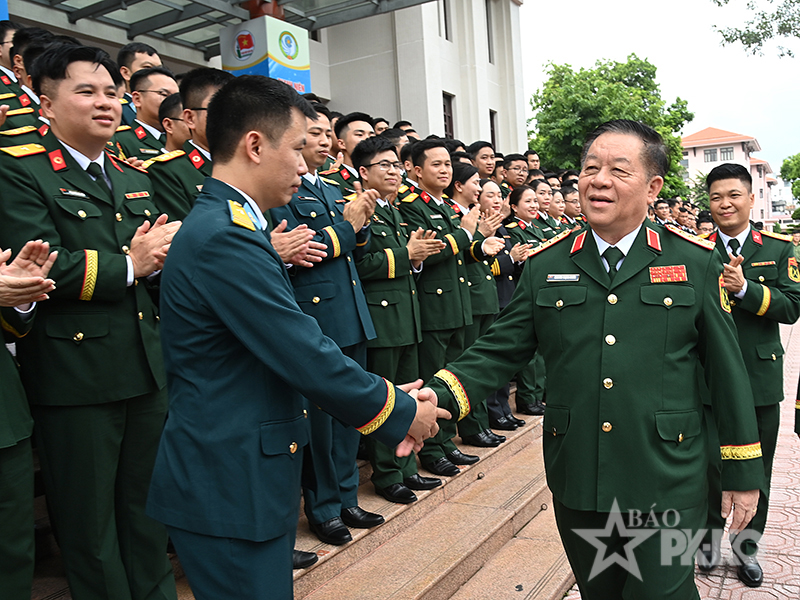 Bộ Quốc ph&ograve;ng tổng kết, trao Giải thưởng Tuổi trẻ s&aacute;ng tạo trong Qu&acirc;n đội nh&acirc;n d&acirc;n Việt Nam lần thứ 26