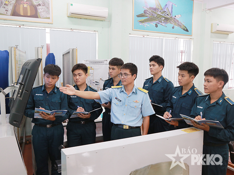 Đổi mới để n&acirc;ng cao chất lượng b&agrave;i giảng