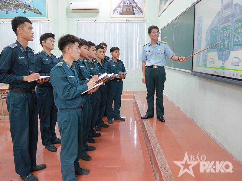 Đổi mới để n&acirc;ng cao chất lượng b&agrave;i giảng