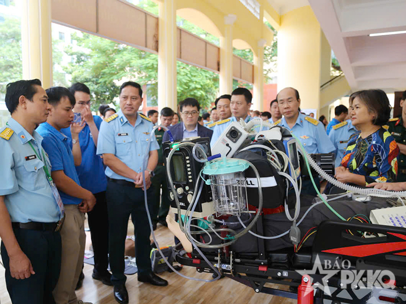 Viện Y học PK-KQ tăng cường phối hợp chuy&ecirc;n m&ocirc;n, n&acirc;ng cao chất lượng kh&aacute;m, chữa bệnh