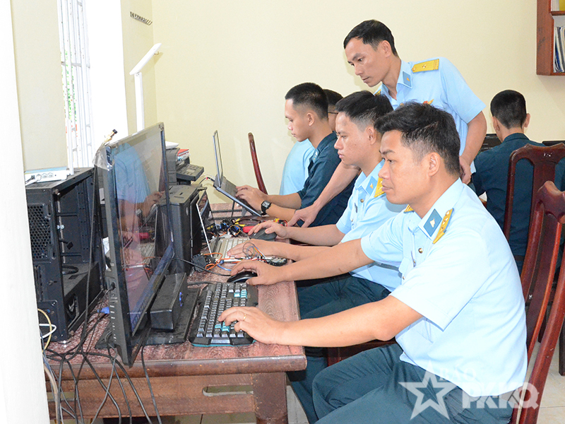 Hiệu quả từ &ldquo;C&acirc;u lạc bộ đổi mới, s&aacute;ng tạo&rdquo; ở Sư đo&agrave;n 375