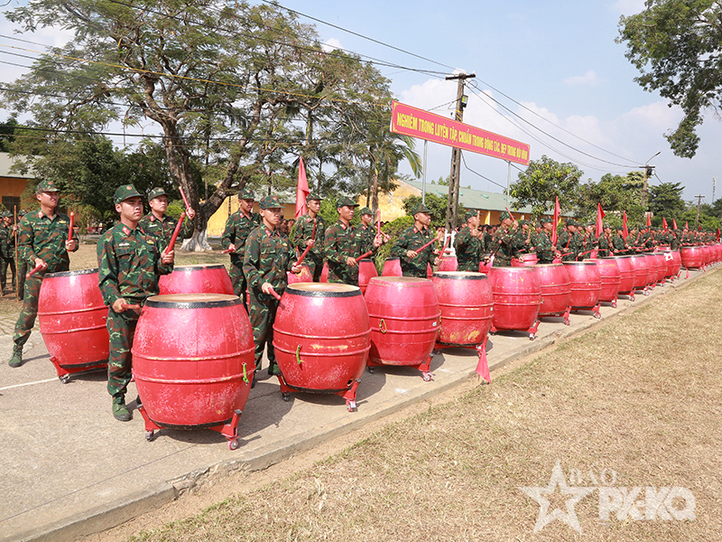 Cục Tuy&ecirc;n huấn, Tổng cục Ch&iacute;nh trị QĐND Việt Nam kiểm tra huấn luyện, tr&igrave;nh diễn phục vụ Triển l&atilde;m Quốc ph&ograve;ng quốc tế Việt Nam 2026