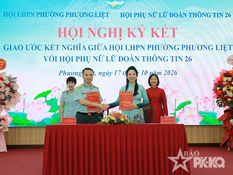 Hội Phụ nữ Lữ đo&agrave;n 26 v&agrave; Hội Phụ nữ phường Phương Liệt, TP H&agrave; Nội k&yacute; kết giao ước kết nghĩa