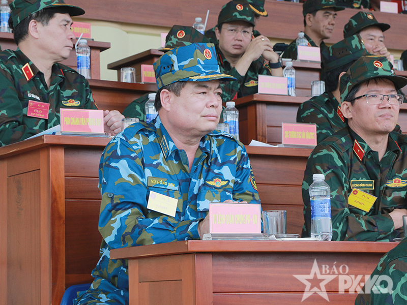 Qu&acirc;n chủng Ph&ograve;ng kh&ocirc;ng-Kh&ocirc;ng qu&acirc;n ho&agrave;n th&agrave;nh tốt nhiệm vụ Diễn tập thực binh bắn đạn thật do Qu&acirc;n khu 4 tổ chức