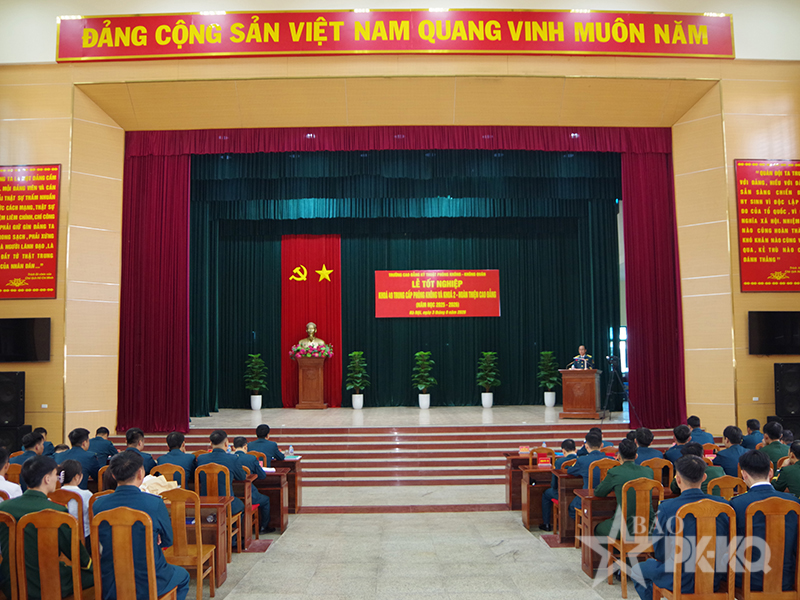 Trường Cao đẳng Kỹ thuật Ph&ograve;ng kh&ocirc;ng-Kh&ocirc;ng qu&acirc;n tổ chức Lễ tốt nghiệp Kh&oacute;a 49 - Trung cấp Ph&ograve;ng kh&ocirc;ng v&agrave; Kh&oacute;a 2 - Ho&agrave;n thiện Cao đẳng