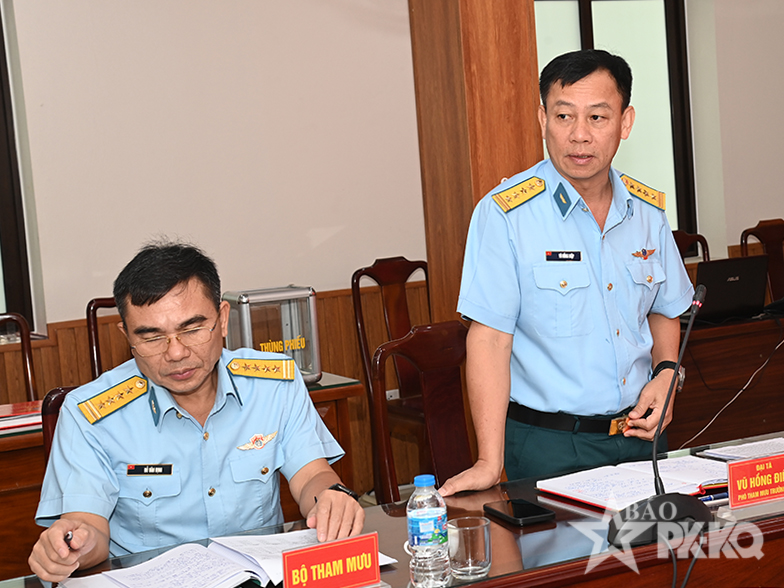 Khối thi đua số 1 Qu&acirc;n chủng Ph&ograve;ng kh&ocirc;ng-Kh&ocirc;ng qu&acirc;n tổng kết c&ocirc;ng t&aacute;c thi đua, khen thưởng v&agrave; Phong tr&agrave;o Thi đua quyết thắng năm 2026