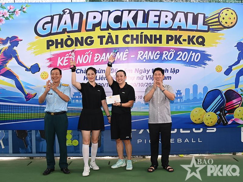 Ph&ograve;ng T&agrave;i ch&iacute;nh Qu&acirc;n chủng Ph&ograve;ng kh&ocirc;ng-Kh&ocirc;ng qu&acirc;n tổ chức giải Pickleball ch&agrave;o mừng Ng&agrave;y Phụ nữ Việt Nam 20-10