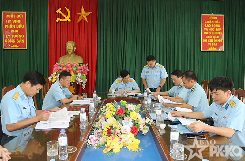Qu&acirc;n chủng Ph&ograve;ng kh&ocirc;ng-Kh&ocirc;ng qu&acirc;n kiểm tra kết quả x&acirc;y dựng đơn vị vững mạnh to&agrave;n diện &ldquo;mẫu mực, ti&ecirc;u biểu&rdquo; năm 2026 tại Nh&agrave; m&aacute;y A31 v&agrave; Kho K332