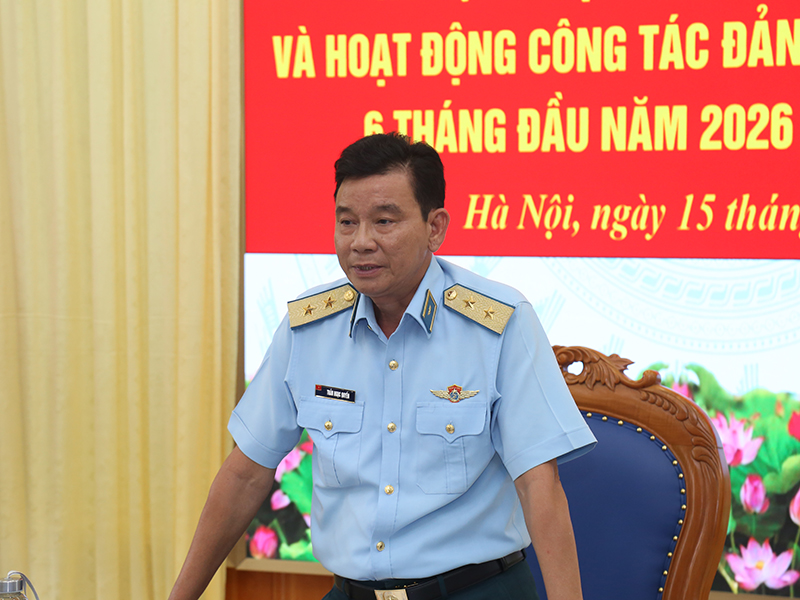 Qu&acirc;n chủng Ph&ograve;ng kh&ocirc;ng-Kh&ocirc;ng qu&acirc;n kiểm tra, nắm t&igrave;nh h&igrave;nh hoạt động CTĐ, CTCT 6 th&aacute;ng đầu năm 2026 tại Nh&agrave; m&aacute;y A31.