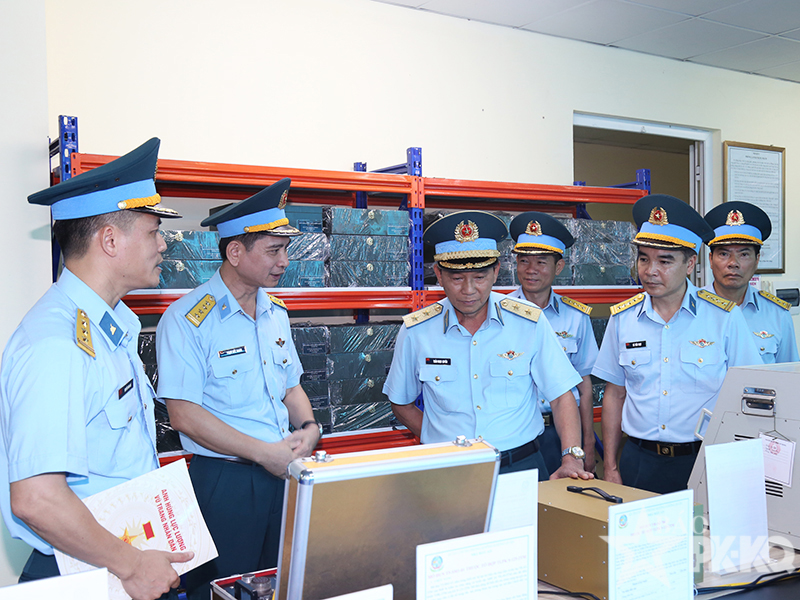 Quân chủng Phòng không-Không quân kiểm tra hoạt động CTĐ, CTCT 6 tháng đầu năm 2026 tại Nhà máy A31