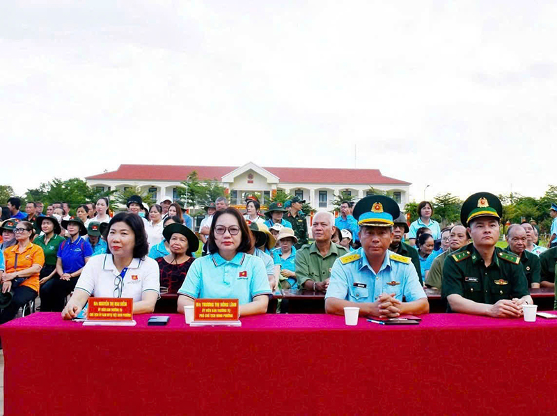 Phường Rạch Dừa, TP Hồ Ch&iacute; Minh phối hợp với Trung đo&agrave;n 261 ph&aacute;t động trồng c&acirc;y xanh v&agrave; ra mắt C&ocirc;ng tr&igrave;nh &ldquo;Vườn c&acirc;y đại đo&agrave;n kết&rdquo; năm 2026