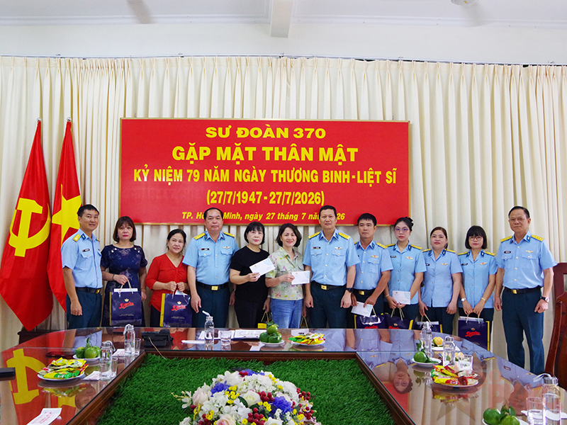 Sư đo&agrave;n 370 tổ chức nhiều hoạt động tri &acirc;n kỷ niệm 79 năm Ng&agrave;y Thương binh - Liệt sĩ