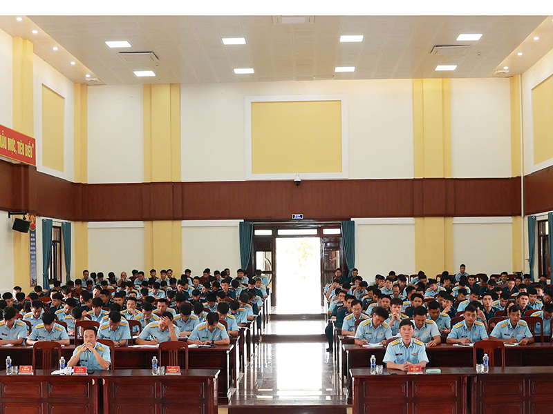 Trung đo&agrave;n 915 ph&aacute;t động Phong tr&agrave;o thi đua thực hiện thắng lợi nhiệm vụ qu&acirc;n sự, quốc ph&ograve;ng giai đoạn 2026 - 2030
