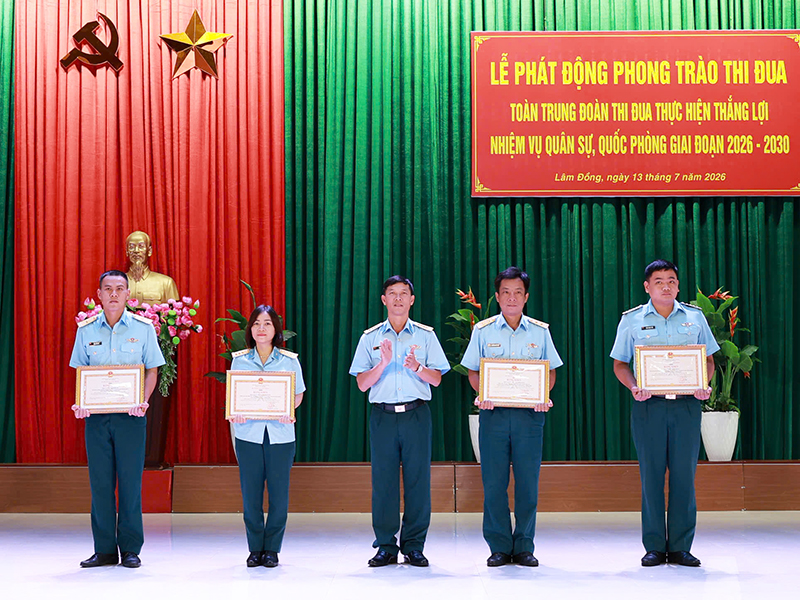 Trung đo&agrave;n 915 ph&aacute;t động Phong tr&agrave;o thi đua thực hiện thắng lợi nhiệm vụ qu&acirc;n sự, quốc ph&ograve;ng giai đoạn 2026 - 2030