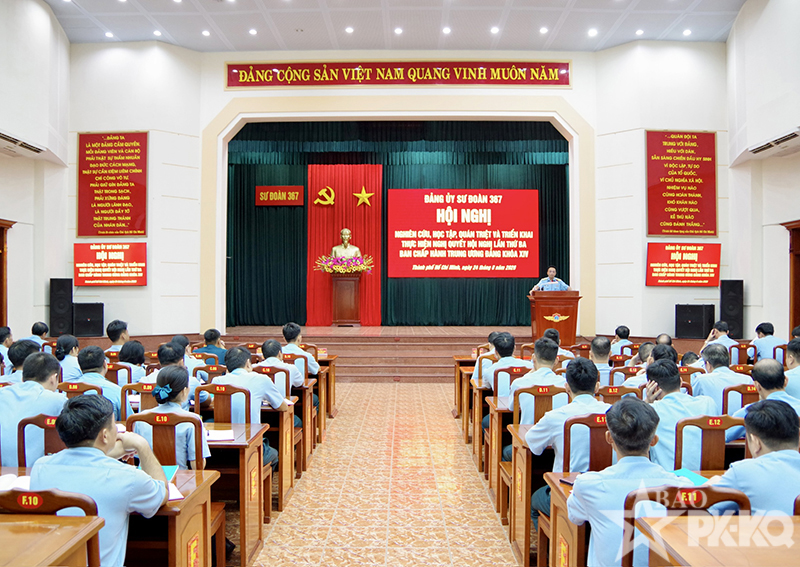 Đảng ủy sư đoàn 367 tổ chức Hội nghị nghiên cứu, học tập, quán triệt và triển khai thực hiện Nghị quyết Hội nghị lần thứ Ba Ban Chấp hành Trung ương Đảng khóa XIV