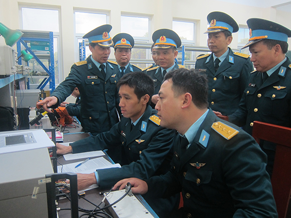 Các đơn vị trong Quân chủng PK-KQ tổ chức lễ ra quân huấn luyện năm 2017