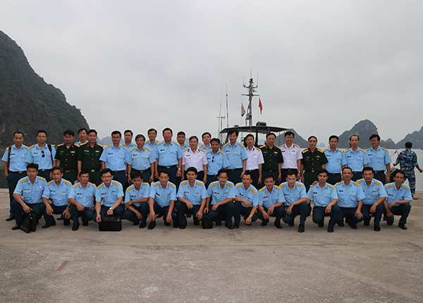 Quân chủng PK-KQ nghiệm thu các sản phẩm máy hỏi MH-VN3 và máy trả lời MTL-VN3 trang bị trên tàu Hải quân