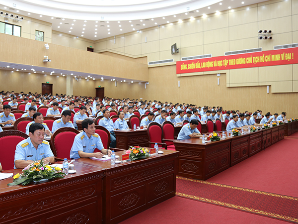 Đảng ủy Quân chủng PK-KQ thông báo nhanh kết quả Hội nghị lần thứ 5 BCH Trung ương Đảng (Khóa XII)