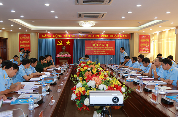 Đảng ủy Quân chủng PK-KQ tổng kết thực hiện NQTW3 (Khóa VIII) về “Chiến lược cán bộ thời kỳ đẩy mạnh công nghiệp hóa, hiện đại hóa đất nước”
