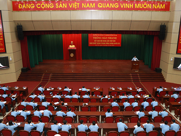 Thường vụ Đảng ủy Quân chủng PK-KQ thông báo nhanh kết quả Hội nghị lần thứ Tám, Ban Chấp hành Trung ương Đảng (Khóa XII)