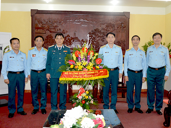Quân chủng PK-KQ chúc mừng các học viện, nhà trường nhân ngày Nhà giáo Việt Nam 20-11