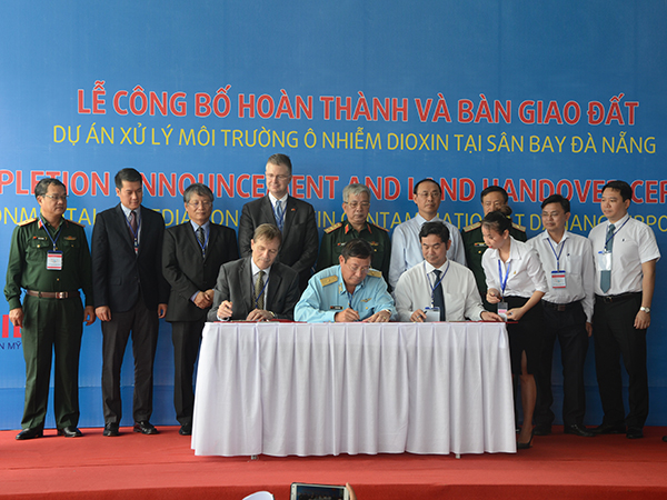 Việt Nam và Hoa Kỳ hoàn thành Dự án Xử lý ô nhiễm môi trường tại Sân bay Đà Nẵng