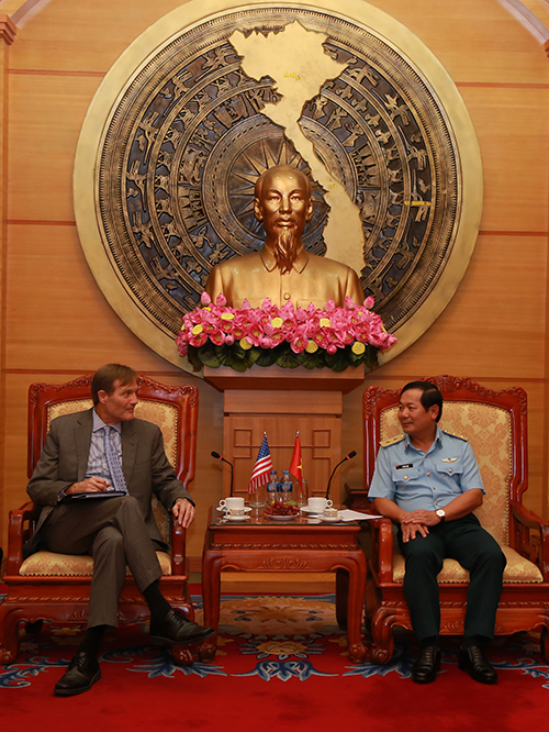 Hoa Kỳ và Việt Nam ký thỏa thuận để xử lý dioxin tại Sân bay Biên Hòa