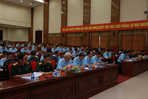 Quân chủng PK-KQ tổ chức Hội thảo khoa học “Cách mạng công nghiệp lần thứ Tư với sự phát triển của lực lượng PK-KQ”