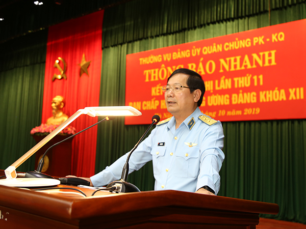 Thường vụ Đảng ủy Quân chủng PK-KQ thông báo nhanh kết quả Hội nghị lần thứ 11, Ban chấp hành Trung ương Đảng (Khóa XII)