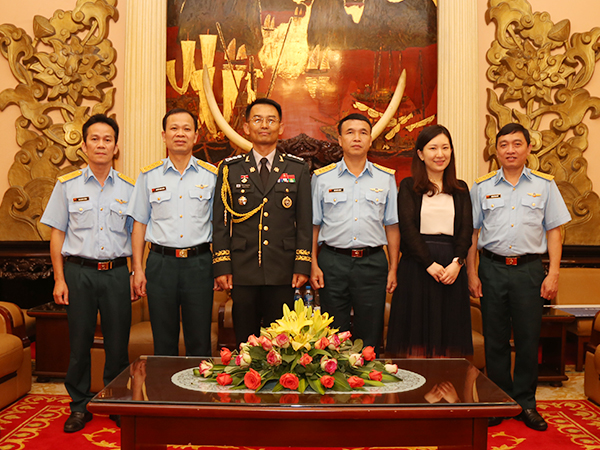 Bộ Tư lệnh Không quân Hàn Quốc trao học bổng lần thứ 8 cho con cán bộ, nhân viên Quân chủng Phòng không - Không quân