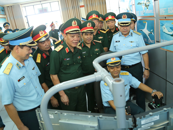 Bộ Tổng Tham mưu kiểm tra Học viện Phòng không - Không quân