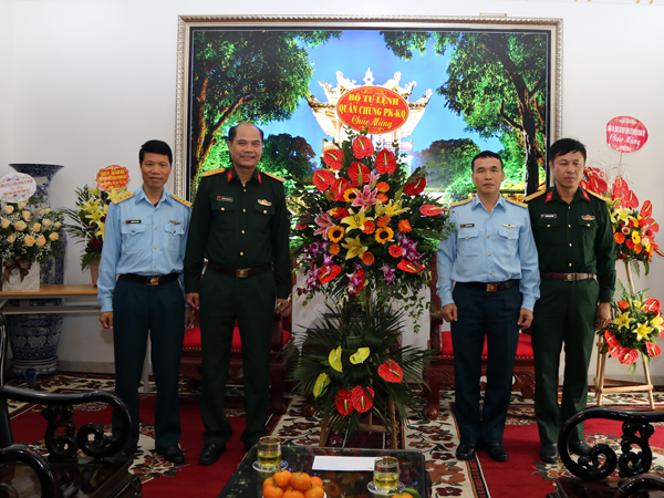Quân chủng Phòng không - Không quân chúc mừng các nhà trường nhân kỷ niệm ngày Nhà giáo Việt Nam 20-11