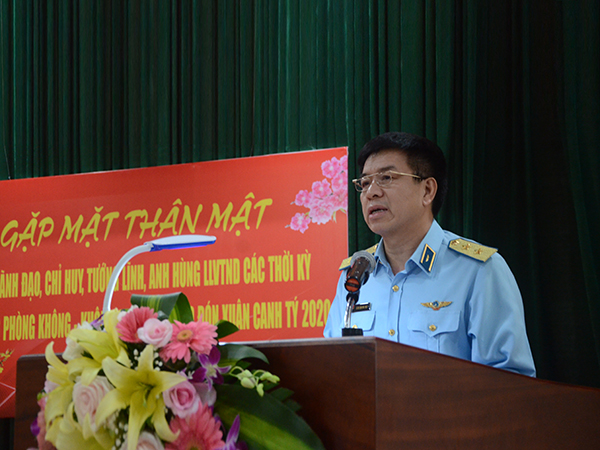 Thủ trưởng Bộ Tổng Tham mưu và Quân chủng Phòng không-Không quân dự gặp mặt mừng Xuân Canh Tý - 2020 tại khu vực miền Trung và chúc tết các đơn vị trên địa bàn TP Đà Nẵng