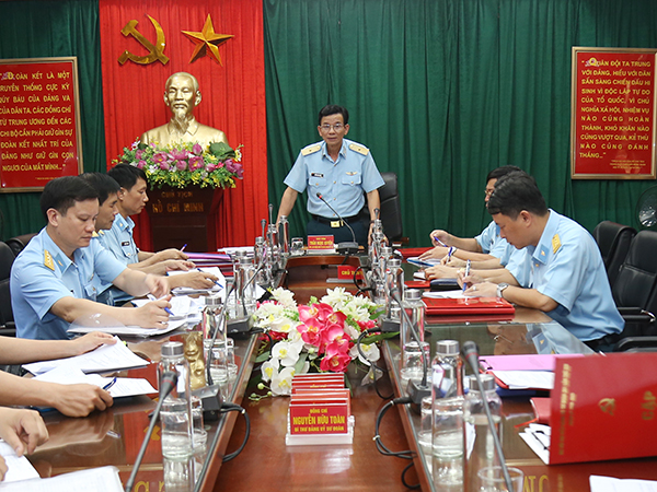 Cục Chính trị Phòng không-Không quân kiểm tra công tác chuẩn bị đại hội của Đảng bộ Sư đoàn 361