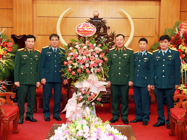Quân chủng Phòng không - Không quân chúc mừng các nhà trường nhân kỷ niệm ngày Nhà giáo Việt Nam 20-11