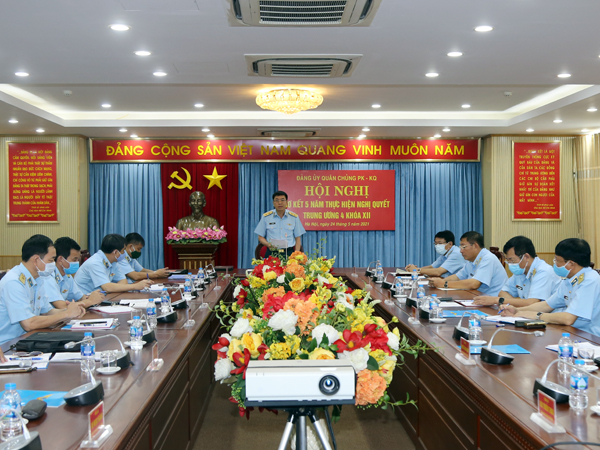 Đảng ủy Quân chủng Phòng không - Không quân sơ kết 5 năm thực hiện Nghị quyết Trung ương 4 khóa XII của Đảng
