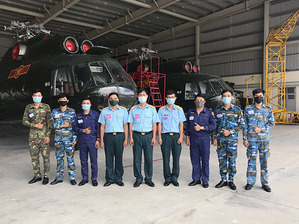 Trường Sĩ quan Không quân tổ chức thi tốt nghiệp môn Thực hành chuyên ngành Máy bay - Động cơ cho học viên quốc tế Lào và Campuchia