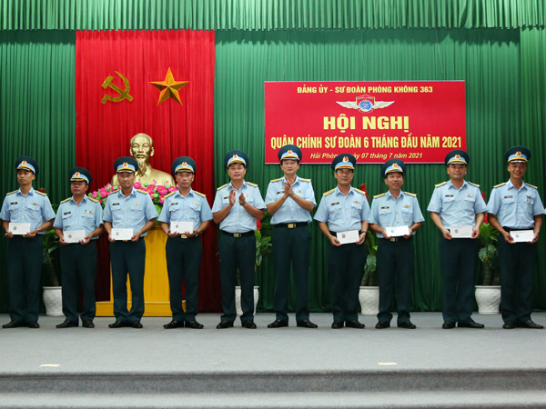 Sư đoàn 363 tổ chức Hội nghị Quân chính 6 tháng đầu năm 2021