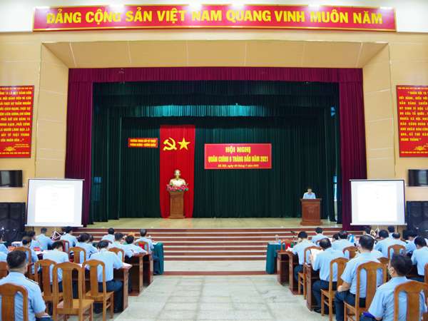 Trường Trung cấp Kỹ thuật PK-KQ tổ chức Hội nghị Quân chính 6 tháng đầu năm 2021